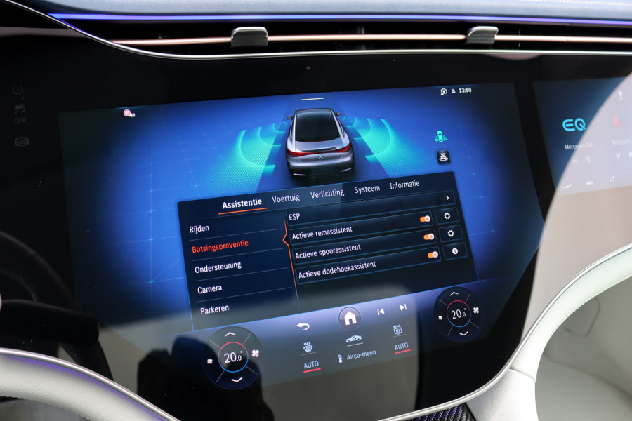 Mercedes-Benz EQE 300 AMG Line 89 kWh | Hyperscreen | Airmatic | Distronic+ | Memory | Burmester | Panoramadak | Digital Light | Surround Camera | Keyless Go | Augmented Reality | Warmtepomp |