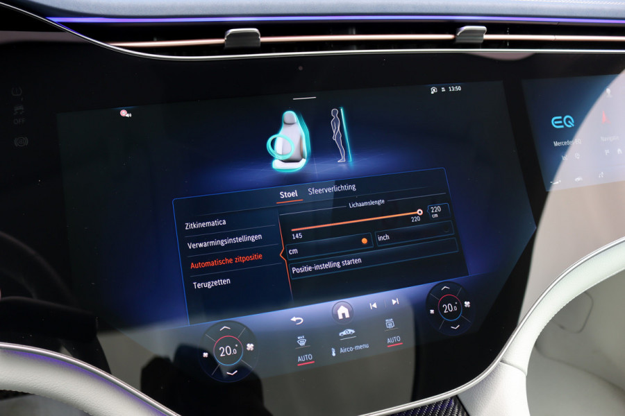 Mercedes-Benz EQE 300 AMG Line 89 kWh | Hyperscreen | Airmatic | Distronic+ | Memory | Burmester | Panoramadak | Digital Light | Surround Camera | Keyless Go | Augmented Reality | Warmtepomp |