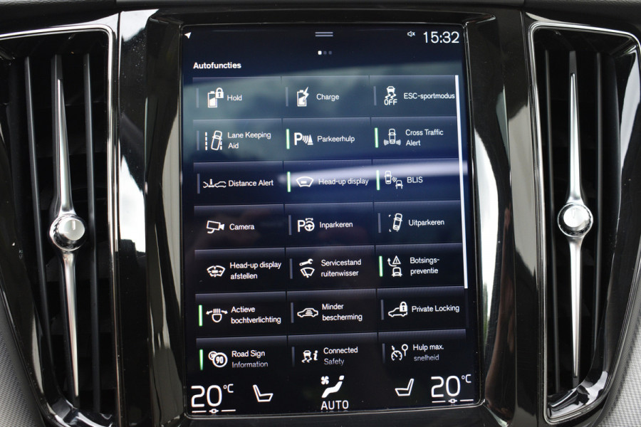 Volvo XC60 T8 Twin Engine AWD Inscription | Lucht vering | 360 camera | Trekhaak | Blis | stoel met geheugen |