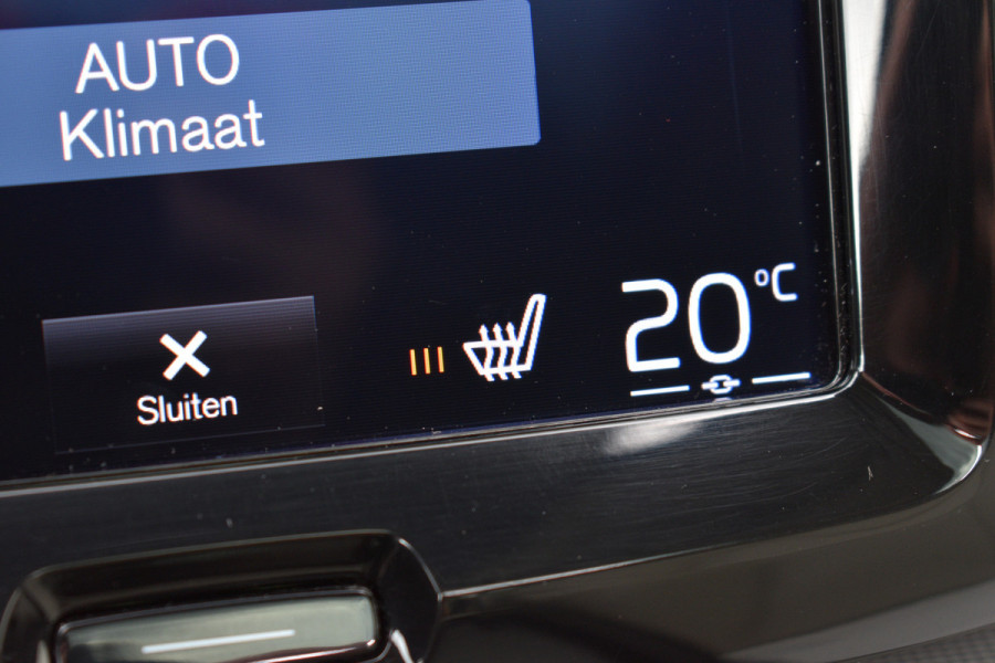 Volvo XC60 T8 Twin Engine AWD Inscription | Lucht vering | 360 camera | Trekhaak | Blis | stoel met geheugen |