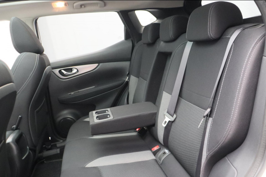 Nissan QASHQAI 1.2 N-Connecta Pano/dak Rondomzicht/Camera Navigatie