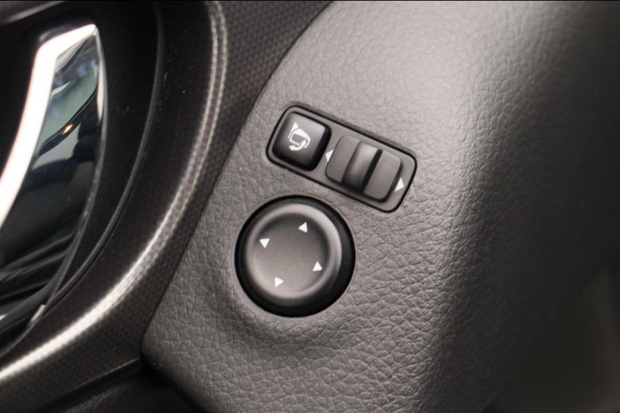 Nissan QASHQAI 1.2 N-Connecta Pano/dak Rondomzicht/Camera Navigatie