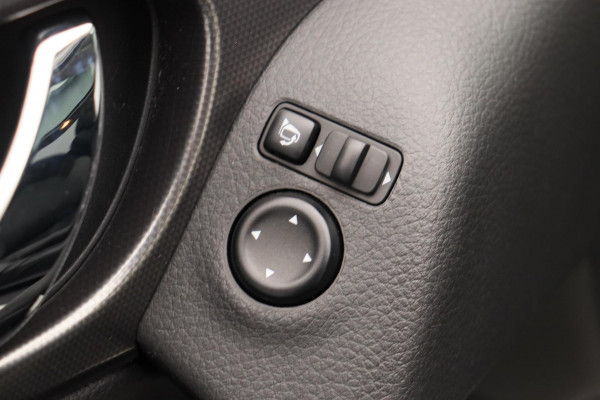 Nissan QASHQAI 1.2 N-Connecta Pano/dak Rondomzicht/Camera Navigatie