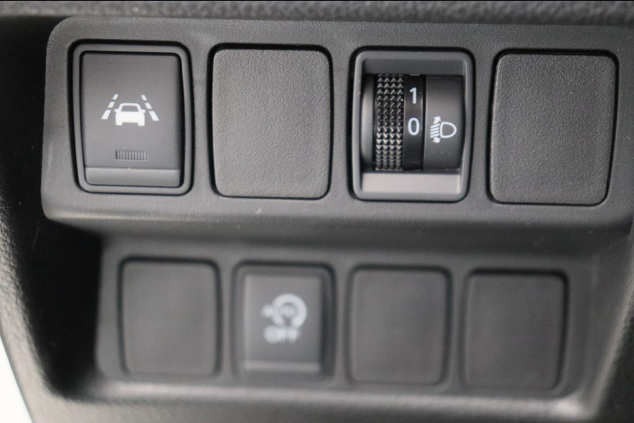 Nissan QASHQAI 1.2 N-Connecta Pano/dak Rondomzicht/Camera Navigatie