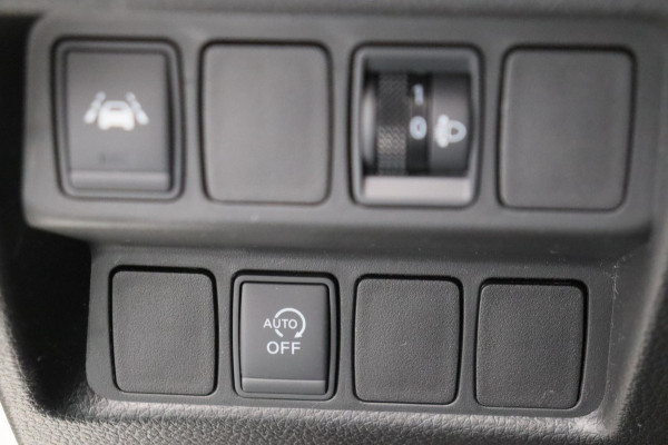 Nissan QASHQAI 1.2 N-Connecta Pano/dak Rondomzicht/Camera Navigatie