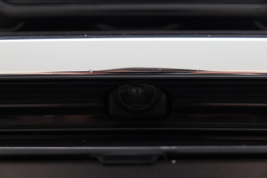 Nissan QASHQAI 1.2 N-Connecta Pano/dak Rondomzicht/Camera Navigatie