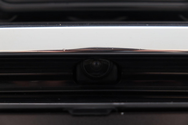 Nissan QASHQAI 1.2 N-Connecta Pano/dak Rondomzicht/Camera Navigatie