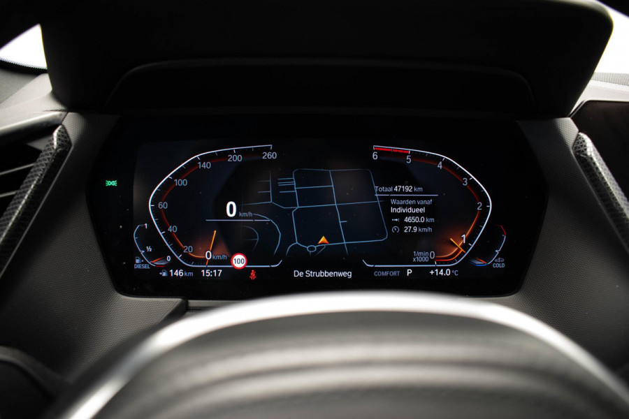 BMW 1-serie 120d xDrive High Executive Edition |Pano|Kuipstoel|HUD|Virtual|H&K|
