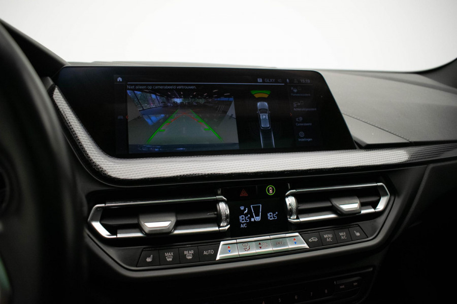 BMW 1-serie 120d xDrive High Executive Edition |Pano|Kuipstoel|HUD|Virtual|H&K|