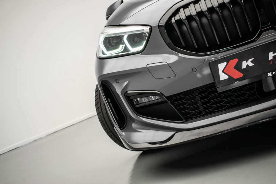 BMW 1-serie 120d xDrive High Executive Edition |Pano|Kuipstoel|HUD|Virtual|H&K|