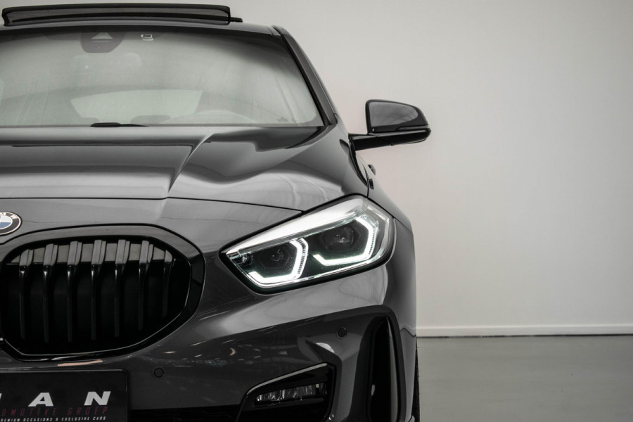BMW 1-serie 120d xDrive High Executive Edition |Pano|Kuipstoel|HUD|Virtual|H&K|