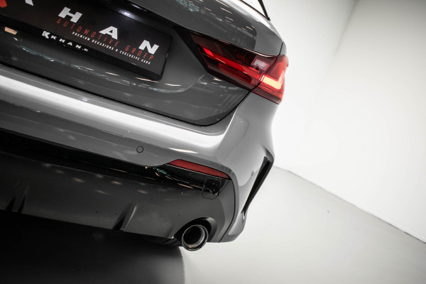BMW 1-serie 120d xDrive High Executive Edition |Pano|Kuipstoel|HUD|Virtual|H&K|