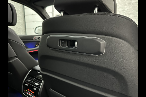 BMW X5 50e M-Sport Pro | 360 Camera | ACC | Carbon | Softclose | Head-Up | Stoelventilatie | Iconic-Glow | Harman-Kardon | Stuur, Stoelverwarming V+A | 4-Zone Clima | Keyless-Entry | Trekhaak | Ambient-Air | Indiv. Leder | Beker Koeling/Verwarmd | M-Gordels | 22'' | Iso-Glas |