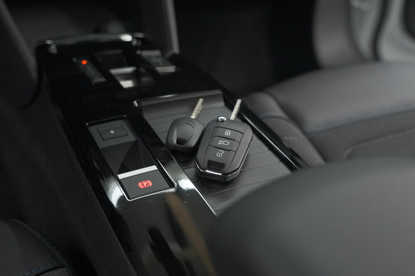 Citroën Ë-C4 Feel Pack 50 kWh | Camera | Apple Carplay | Parkeersensoren