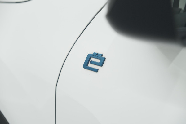 Citroën Ë-C4 Feel Pack 50 kWh | Camera | Apple Carplay | Parkeersensoren