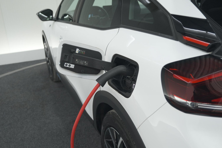 Citroën Ë-C4 Feel Pack 50 kWh | Camera | Apple Carplay | Parkeersensoren