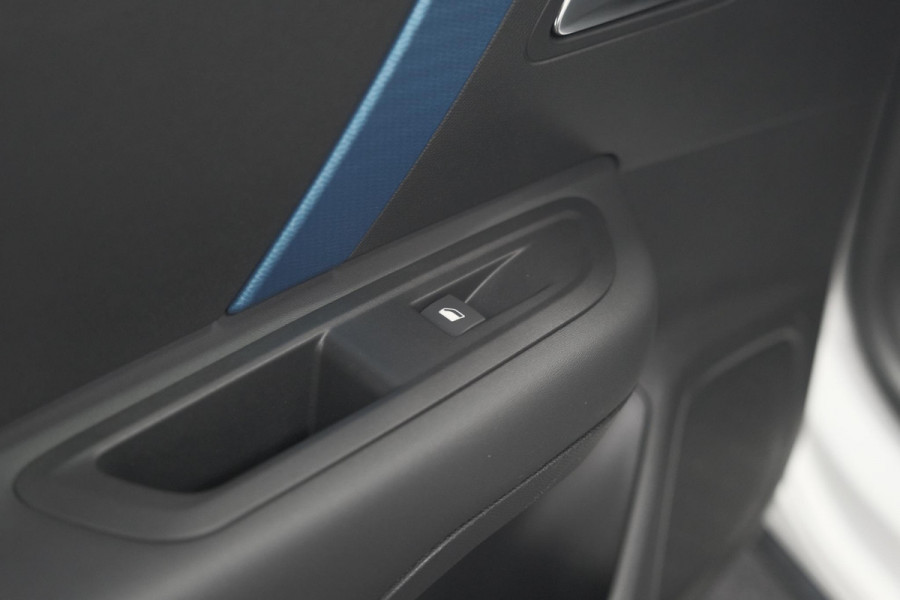 Citroën Ë-C4 Feel Pack 50 kWh | Camera | Apple Carplay | Parkeersensoren