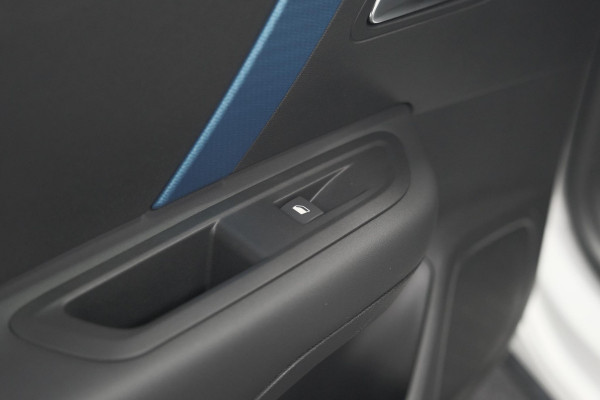 Citroën Ë-C4 Feel Pack 50 kWh | Camera | Apple Carplay | Parkeersensoren