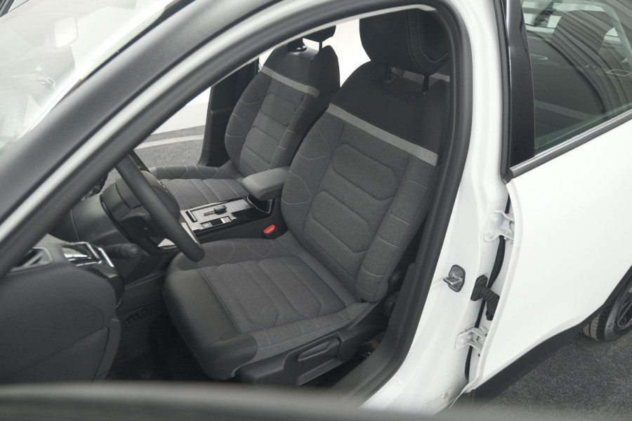 Citroën Ë-C4 Feel Pack 50 kWh | Camera | Apple Carplay | Parkeersensoren