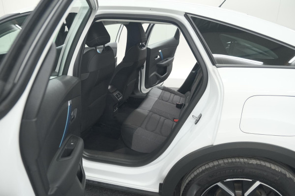 Citroën Ë-C4 Feel Pack 50 kWh | Camera | Apple Carplay | Parkeersensoren