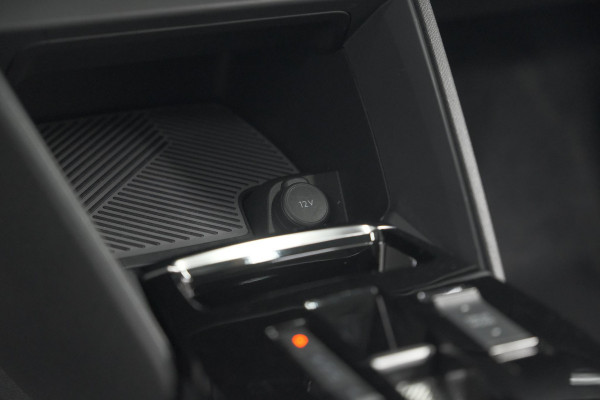Citroën Ë-C4 Feel Pack 50 kWh | Camera | Apple Carplay | Parkeersensoren