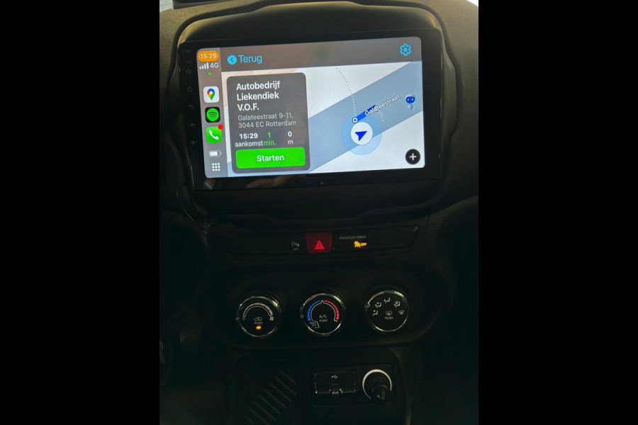 Jeep Renegade 1.6E-Torq EVO Longitude FWD Navigatie / Apple CarPlay I Airco I PDC I UConnect I Sport velgen I Dealer onderhouden