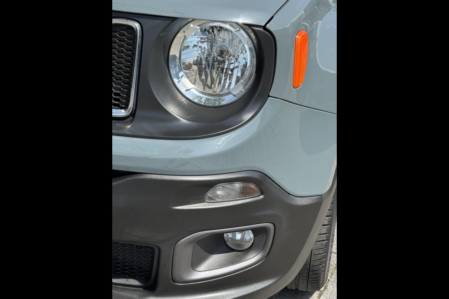 Jeep Renegade 1.6E-Torq EVO Longitude FWD Navigatie / Apple CarPlay I Airco I PDC I UConnect I Sport velgen I Dealer onderhouden