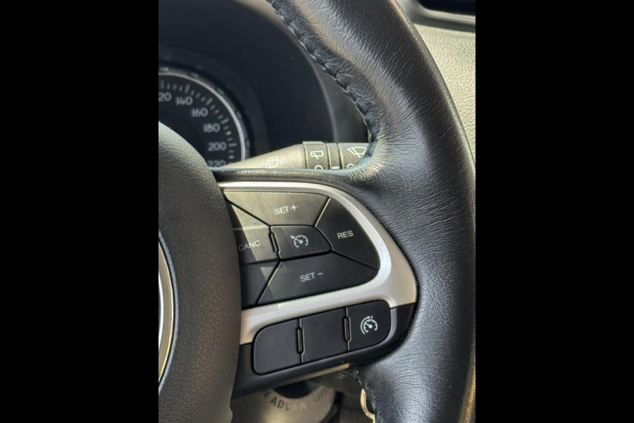 Jeep Renegade 1.6E-Torq EVO Longitude FWD Navigatie / Apple CarPlay I Airco I PDC I UConnect I Sport velgen I Dealer onderhouden