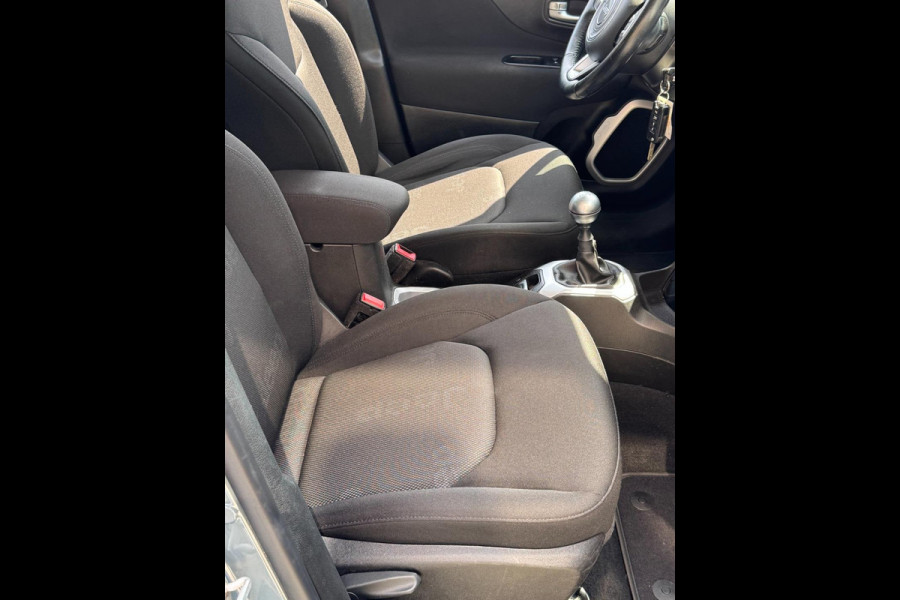 Jeep Renegade 1.6E-Torq EVO Longitude FWD Navigatie / Apple CarPlay I Airco I PDC I UConnect I Sport velgen I Dealer onderhouden