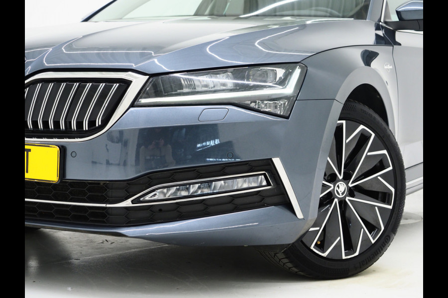 Škoda Superb Combi 1.4 TSI iV Laurin & Klement | Panoramadak | Massage | Canton | Keyless | Adaptive Cruise | Camera