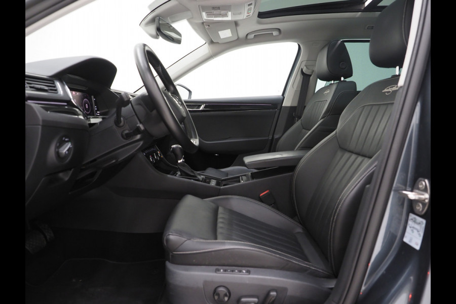 Škoda Superb Combi 1.4 TSI iV Laurin & Klement | Panoramadak | Massage | Canton | Keyless | Adaptive Cruise | Camera