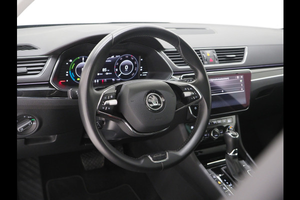 Škoda Superb Combi 1.4 TSI iV Laurin & Klement | Panoramadak | Massage | Canton | Keyless | Adaptive Cruise | Camera