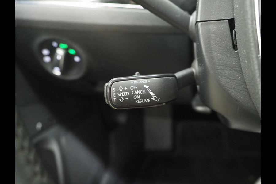 Škoda Superb Combi 1.4 TSI iV Laurin & Klement | Panoramadak | Massage | Canton | Keyless | Adaptive Cruise | Camera