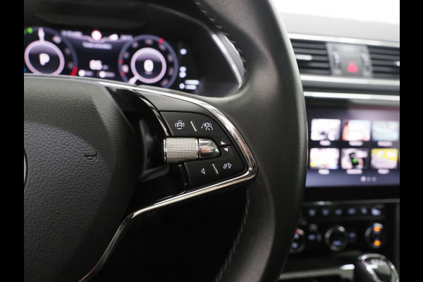Škoda Superb Combi 1.4 TSI iV Laurin & Klement | Panoramadak | Massage | Canton | Keyless | Adaptive Cruise | Camera