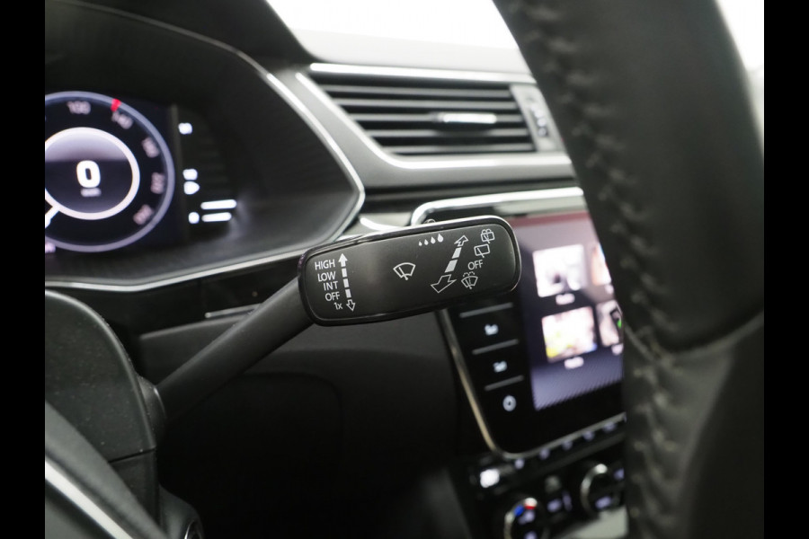 Škoda Superb Combi 1.4 TSI iV Laurin & Klement | Panoramadak | Massage | Canton | Keyless | Adaptive Cruise | Camera