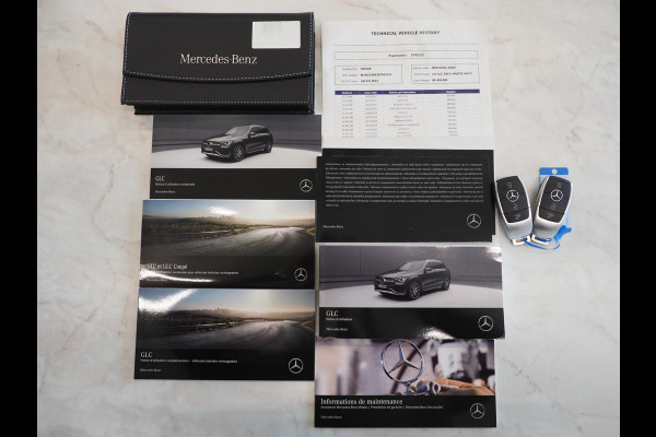 Mercedes-Benz GLC 300e 4MATIC Premium Plus AMG | Panoramadak | Burmester | Keyless | Camera | Virtual | Carplay