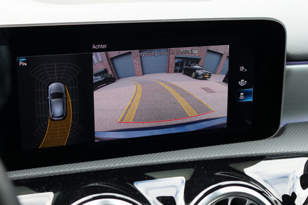 Mercedes-Benz A-Klasse 250 e AMG Line Aut8 | Panoramadak | Memory | Camera | Keyless Go | Multibeam LED | Stoelverwarming | Nightpakket | Advanced Sound System | Zitcomfortpakket |