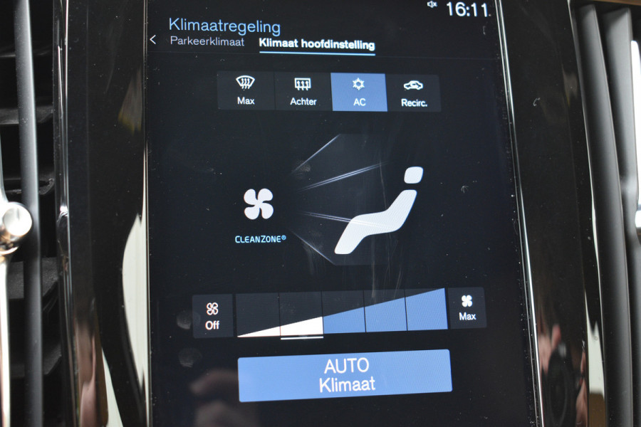 Volvo V90 T5 Automaat Momentum | Trekhaak | Blis | Keyless | Dealer onderhouden | Stoelverwarming |