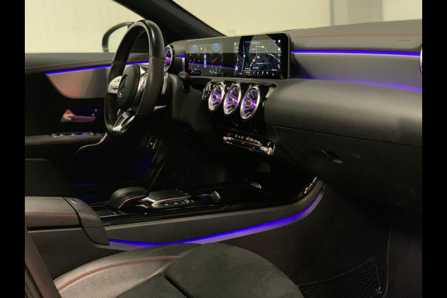 Mercedes-Benz CLA-Klasse 250 Premium Plus | CLA 45S UITGEVOERD | NIGHT | PANO | AMBIANCE