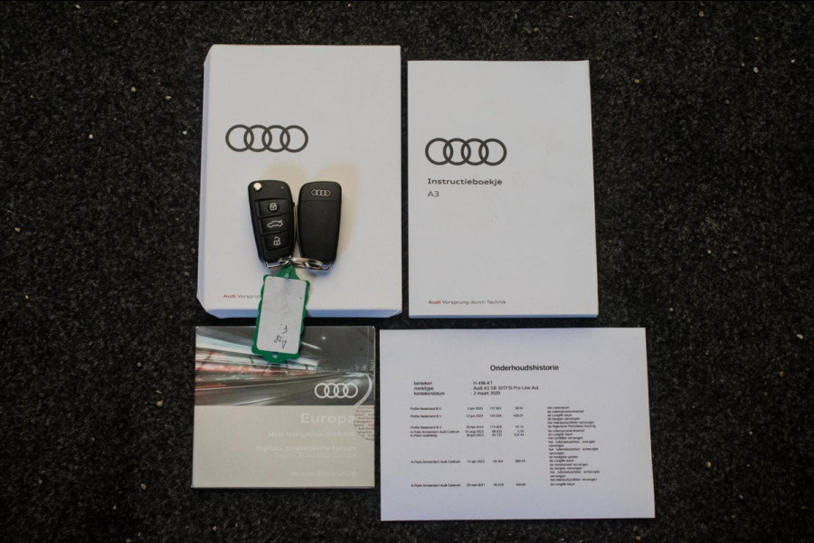 Audi A3 Sportback 35 TFSI 150PK Automaat Black Edition ORG NL [ Bi-Xenon 18 Inch S Line Velgen Climate Control Parkeersensoren ]