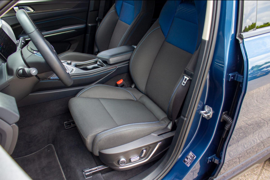 Lynk & Co 01 1.5 261PK Plugin Hybrid | Prijs rijklaar incl. 12 mnd garantie | Navi Panodak Ledverlichting Keyless ACC Blindspot