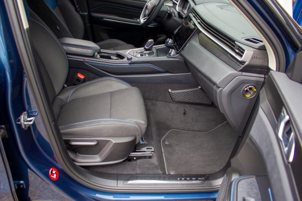 Lynk & Co 01 1.5 261PK Plugin Hybrid | Prijs rijklaar incl. 12 mnd garantie | Navi Panodak Ledverlichting Keyless ACC Blindspot