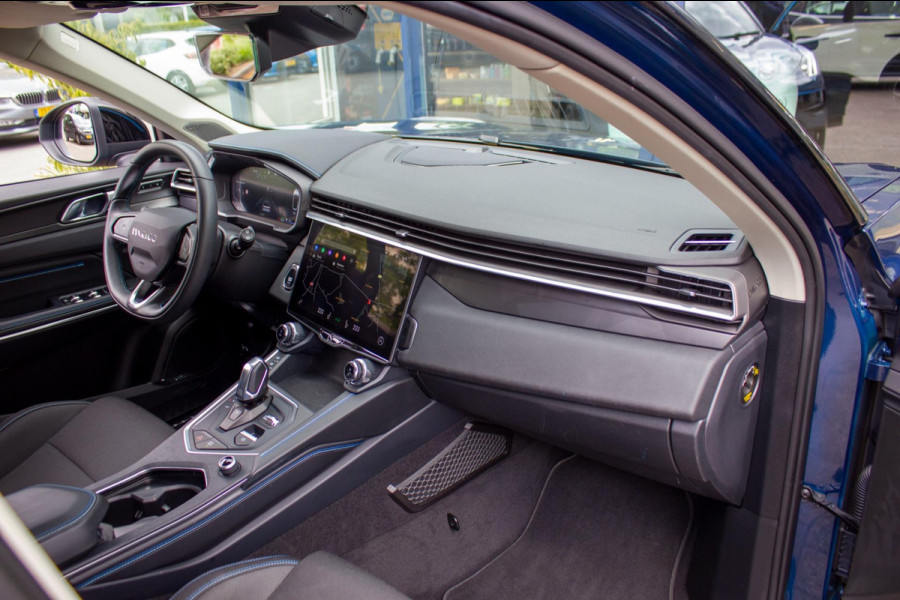 Lynk & Co 01 1.5 261PK Plugin Hybrid | Prijs rijklaar incl. 12 mnd garantie | Navi Panodak Ledverlichting Keyless ACC Blindspot