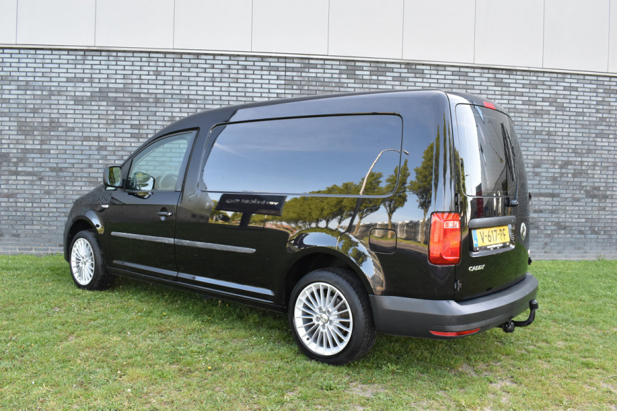 Volkswagen Caddy 2.0 TDI L2H1 BMT Maxi Trendline Zwart lengte 2 N.A.P euro 6 met adblue