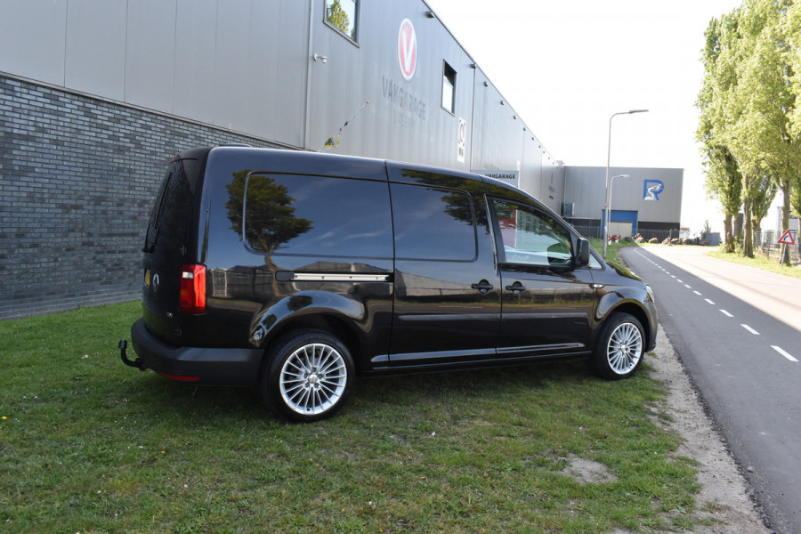 Volkswagen Caddy 2.0 TDI L2H1 BMT Maxi Trendline Zwart lengte 2 N.A.P euro 6 met adblue