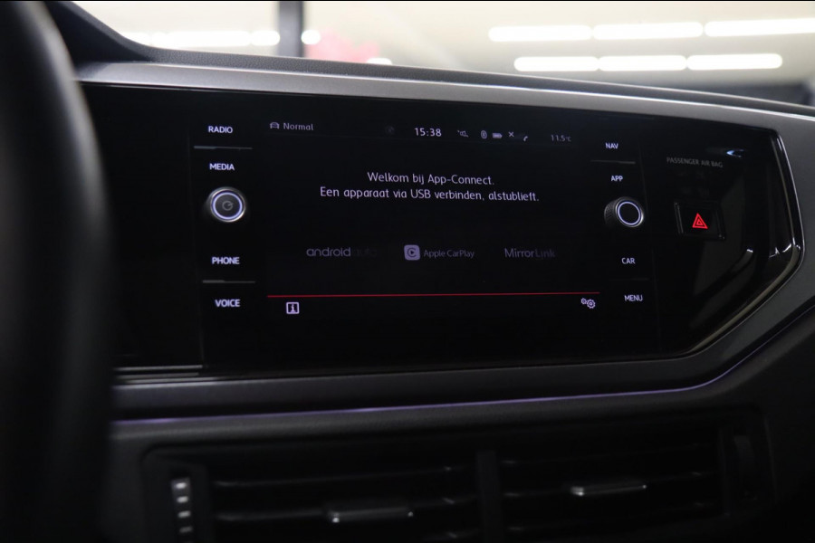 Volkswagen Polo 2.0 TSI GTI Pano/STOELV/CARPLAY/ACC/VOL