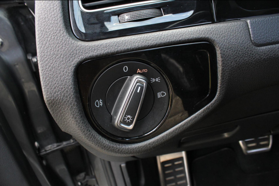 Volkswagen Golf 2.0 TSI 4Motion R