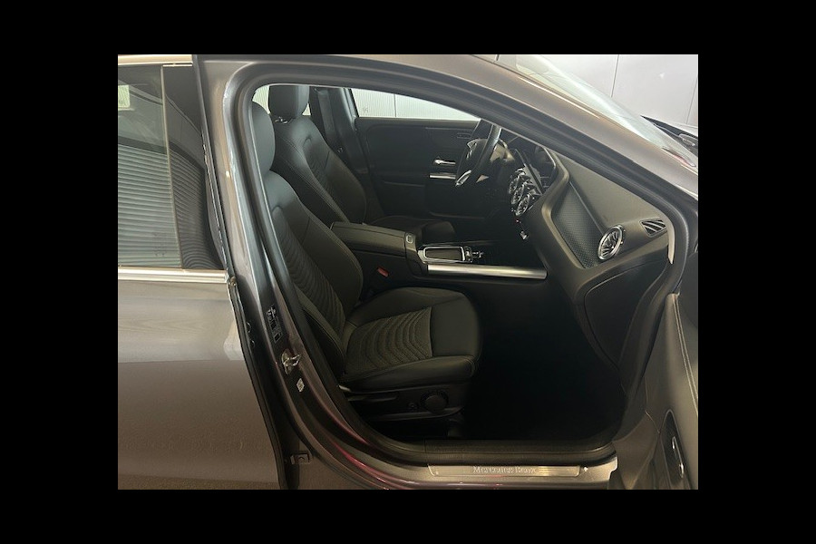 Mercedes-Benz B-Klasse 250e Progressive Advanced-WIDESCREEN-KEYLESS-WINTERPAKKET-SFEER-COMPL.