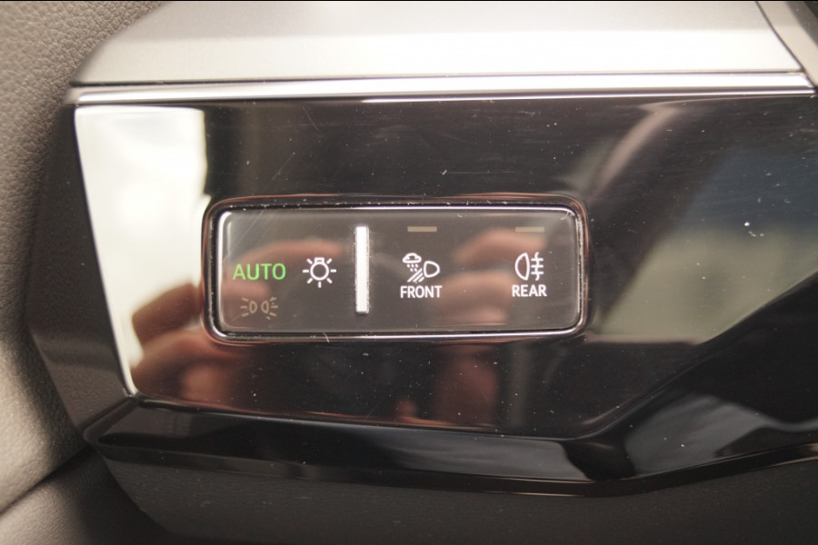 Audi e-tron e-tron 50 71kWh Launch Edition Plus -LEER-PANO-NAVI-ECC-