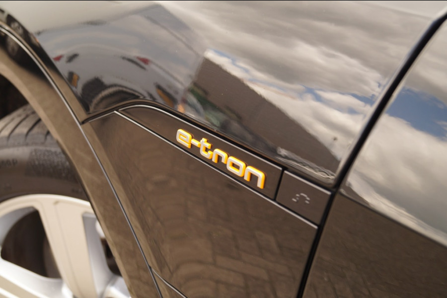 Audi e-tron e-tron 50 71kWh Launch Edition Plus -LEER-PANO-NAVI-ECC-